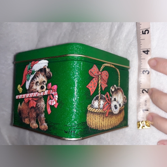 Vintage Small Potpourri Press Dog Puppy Christmas Box Tin signed WIM - Picture 2 of 4